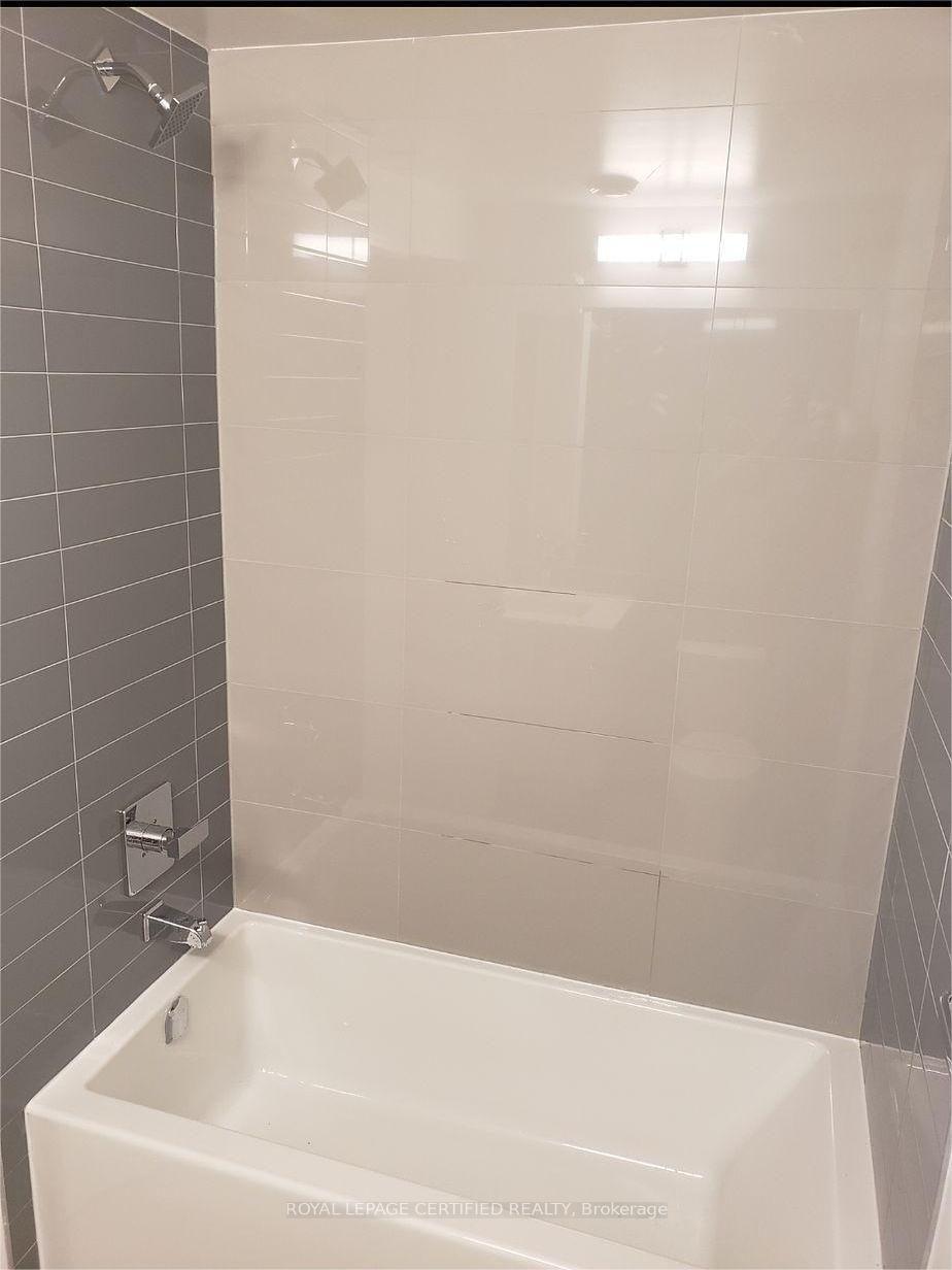 Photo 22 of Unit 710, 30 Gibbs Road, Etobicoke, Islington-City Centre West — HOMEH