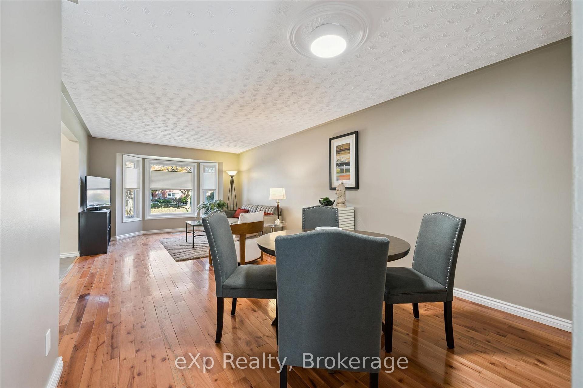 Photo 11 of 81 Sabrina Crescent, Kitchener, Brigadoon — HOMEH