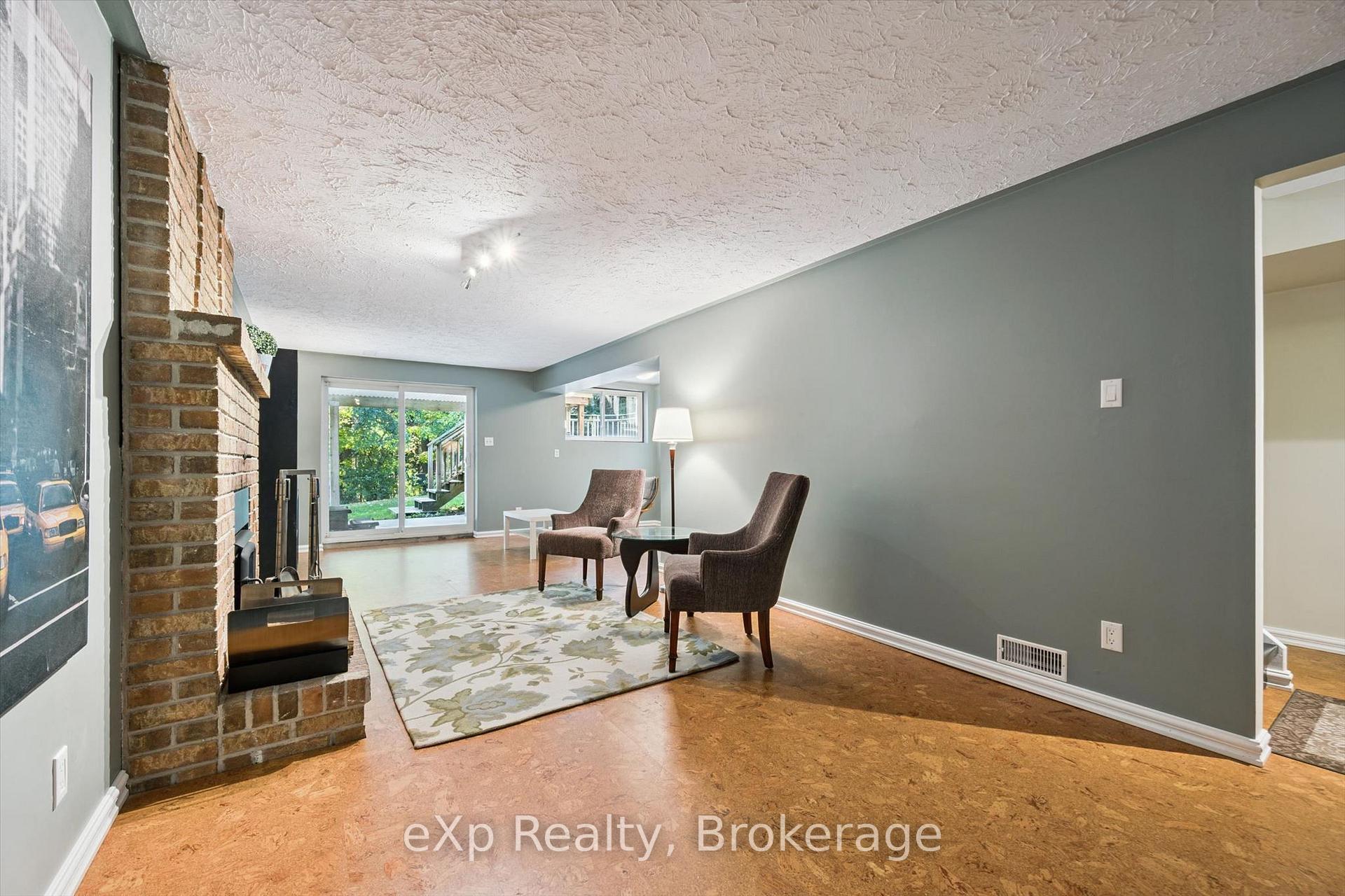 Photo 27 of 81 Sabrina Crescent, Kitchener, Brigadoon — HOMEH
