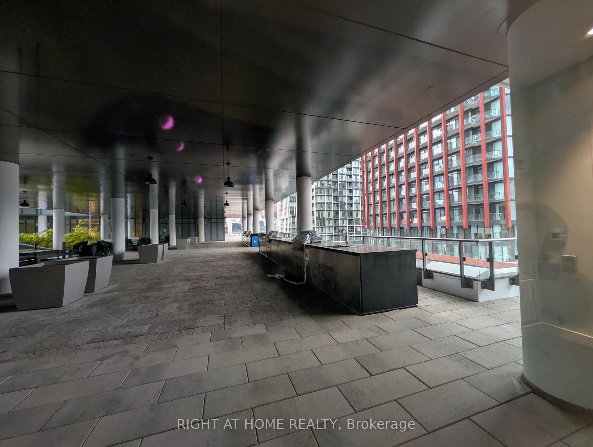 Photo 11 of Unit 1721, 60 Princess Street, Toronto, Waterfront Communities — HOMEH