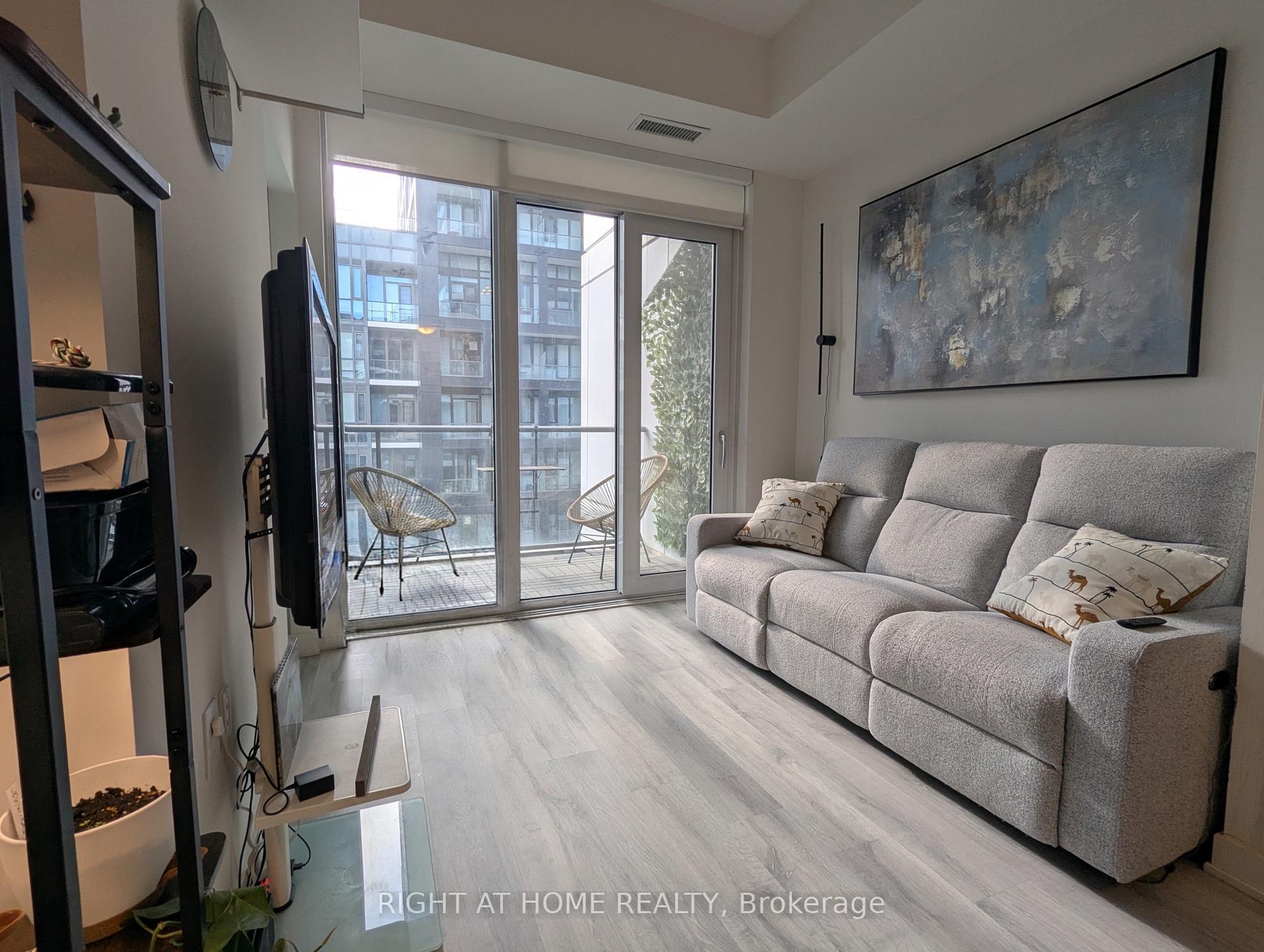 Photo 16 of Unit 1721, 60 Princess Street, Toronto, Waterfront Communities — HOMEH