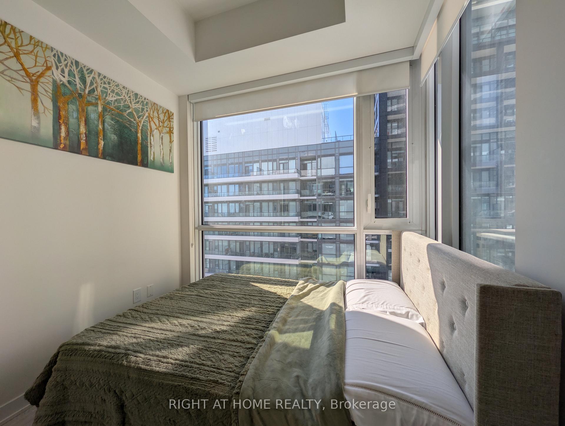 Photo 23 of Unit 1721, 60 Princess Street, Toronto, Waterfront Communities — HOMEH