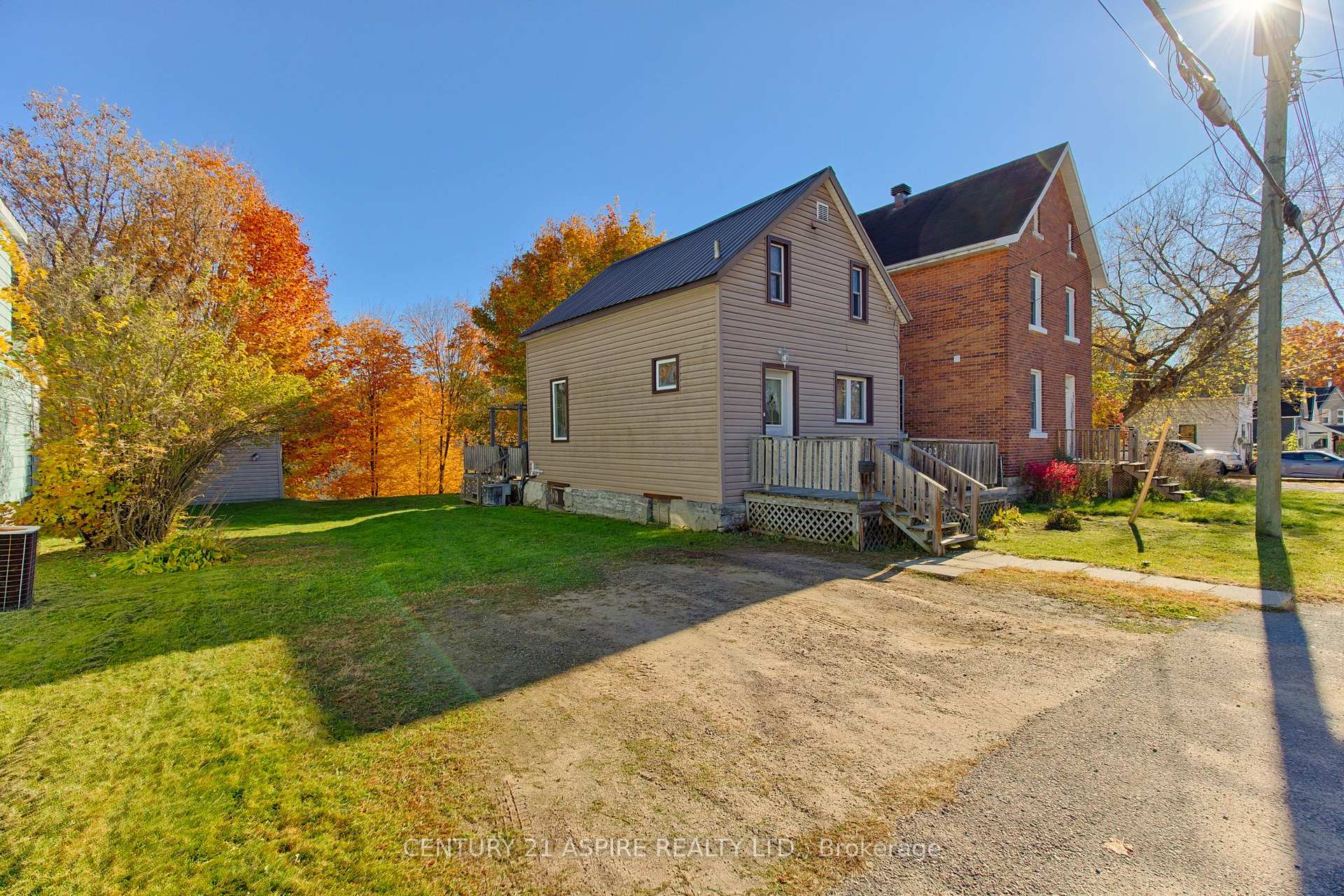 Photo of 503 Moffat Street