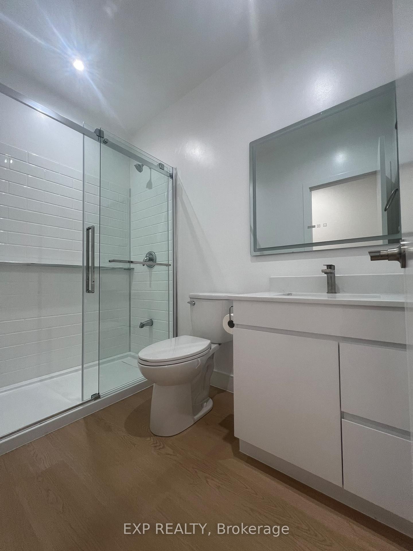 Photo 7 of Unit 5, 268 Ottawa Street N, Hamilton, Crown Point — HOMEH