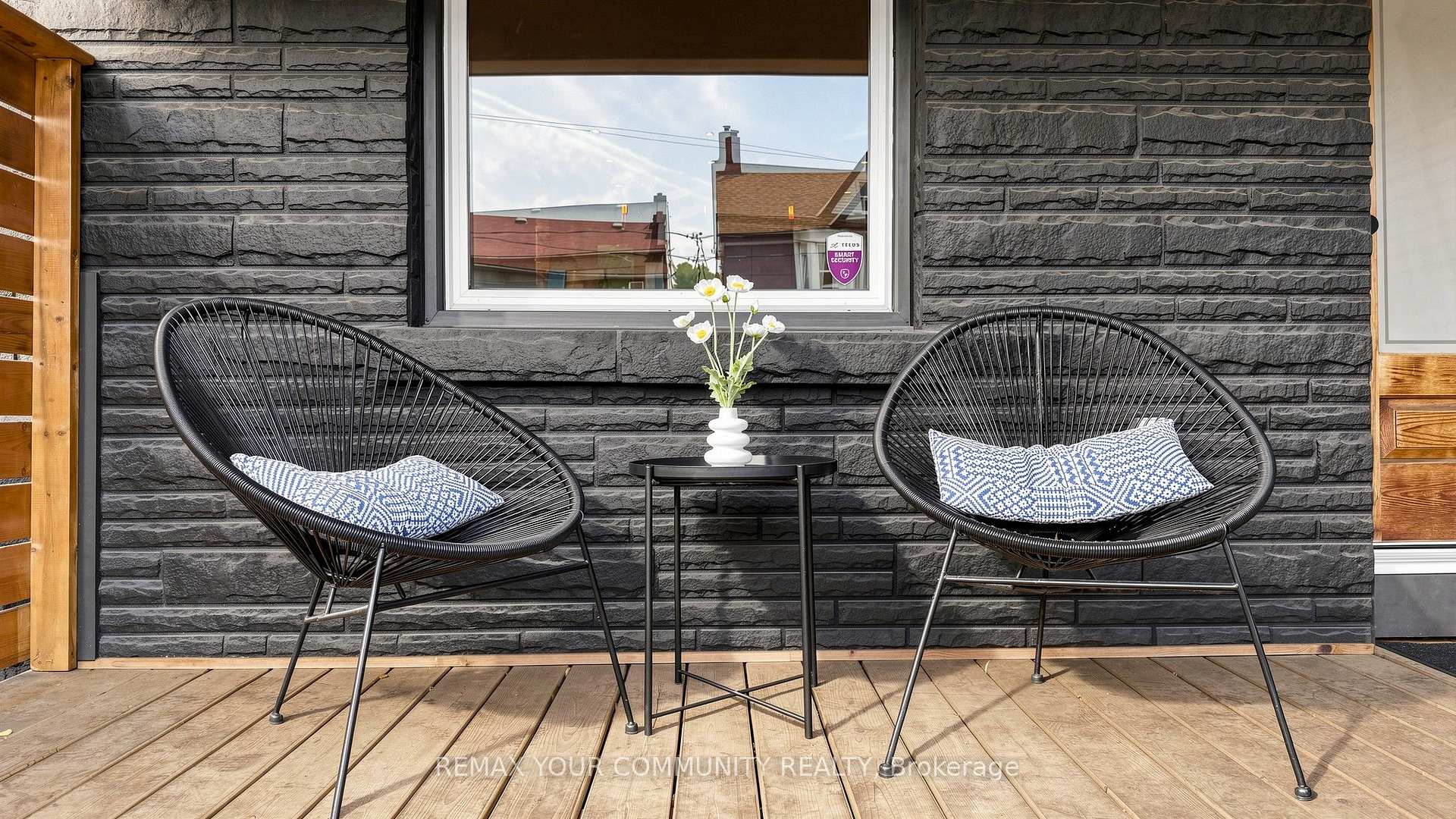 Photo 3 of 149 Jones Avenue N, Toronto, South Riverdale — HOMEH