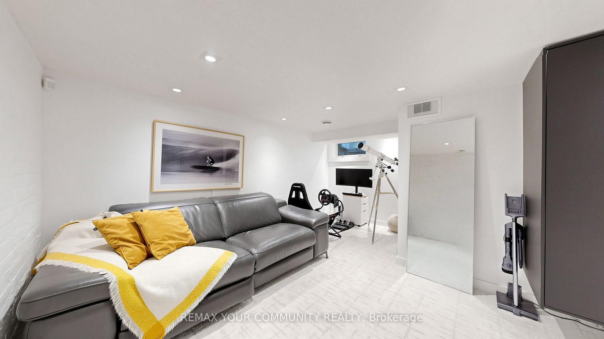 Photo 21 of 149 Jones Avenue N, Toronto, South Riverdale — HOMEH