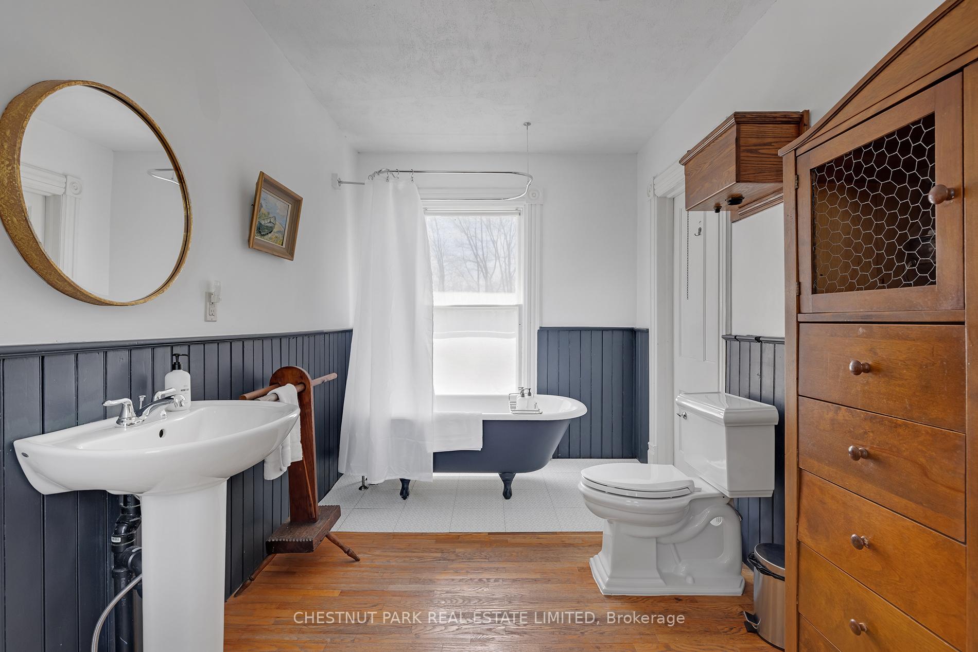 Photo 24 of 13435 Loyalist Parkway, Prince Edward County, Picton — HOMEH