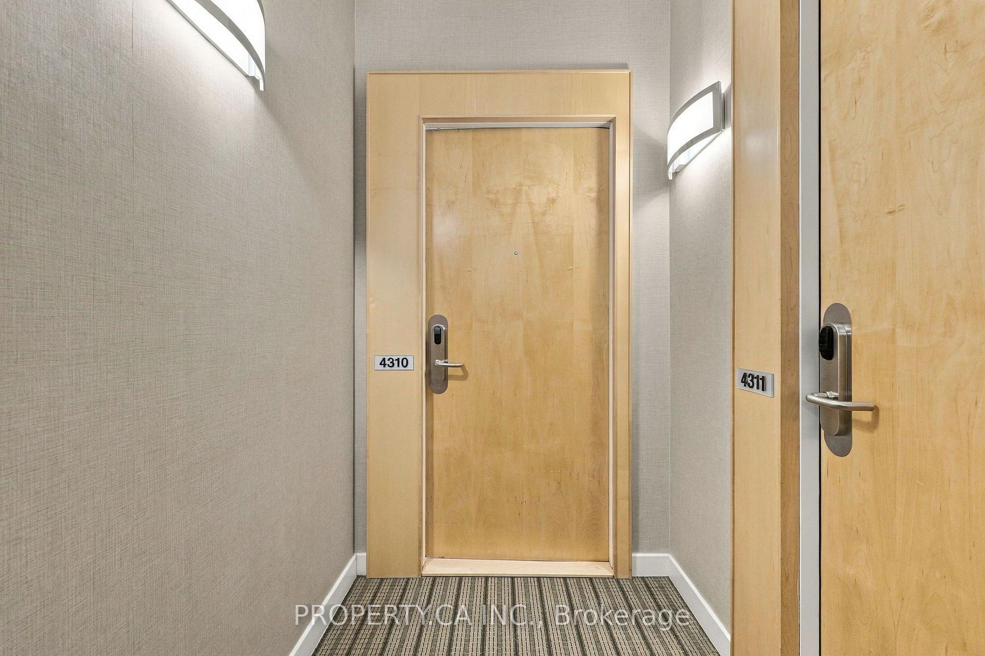 Photo 3 of Unit 4310, 55 Bremner Boulevard, Toronto, Waterfront Communities — HOMEH