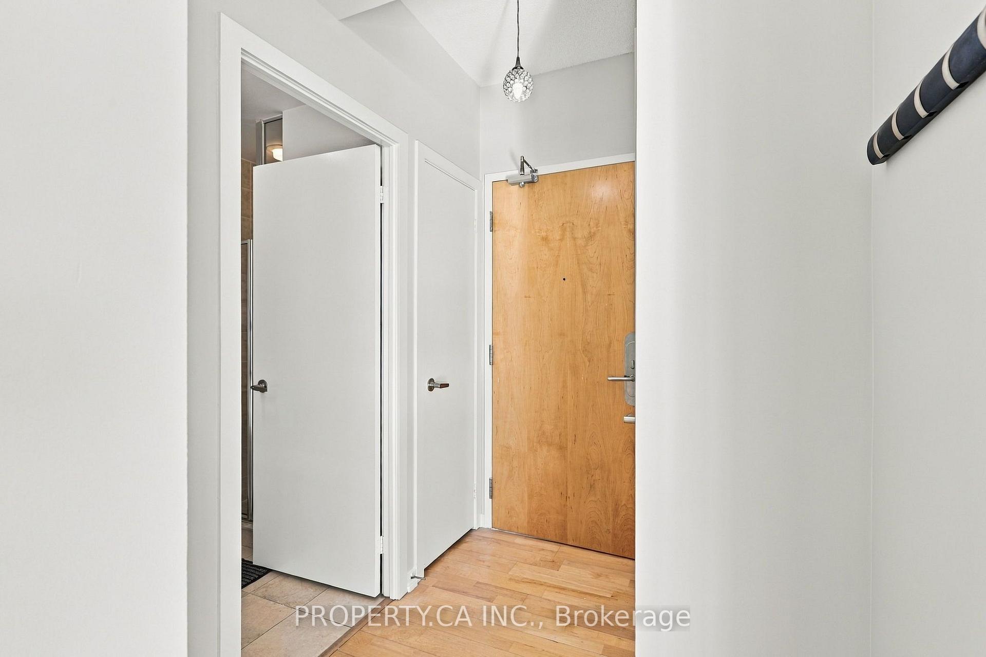 Photo 5 of Unit 4310, 55 Bremner Boulevard, Toronto, Waterfront Communities — HOMEH