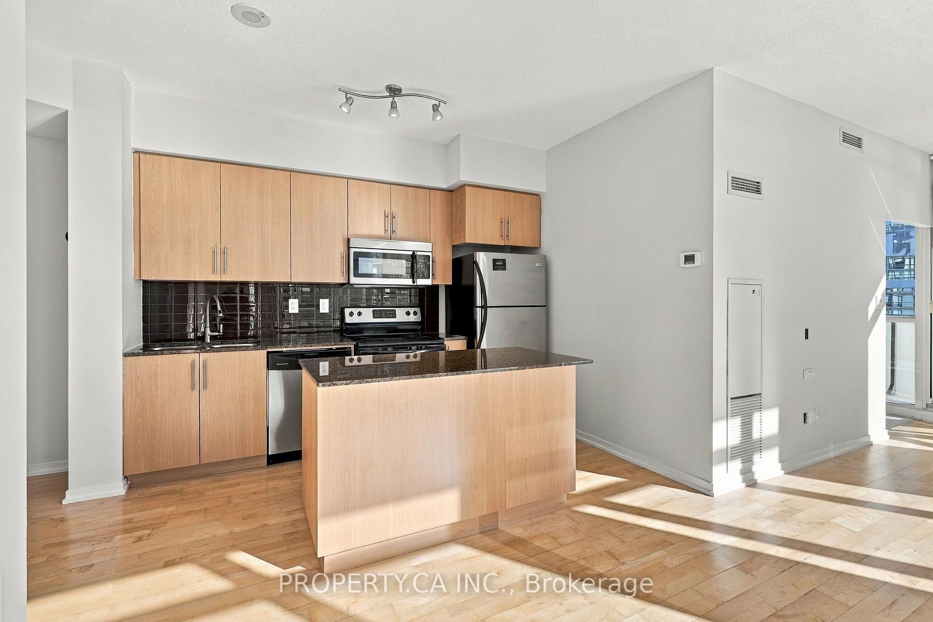 Photo 8 of Unit 4310, 55 Bremner Boulevard, Toronto, Waterfront Communities — HOMEH