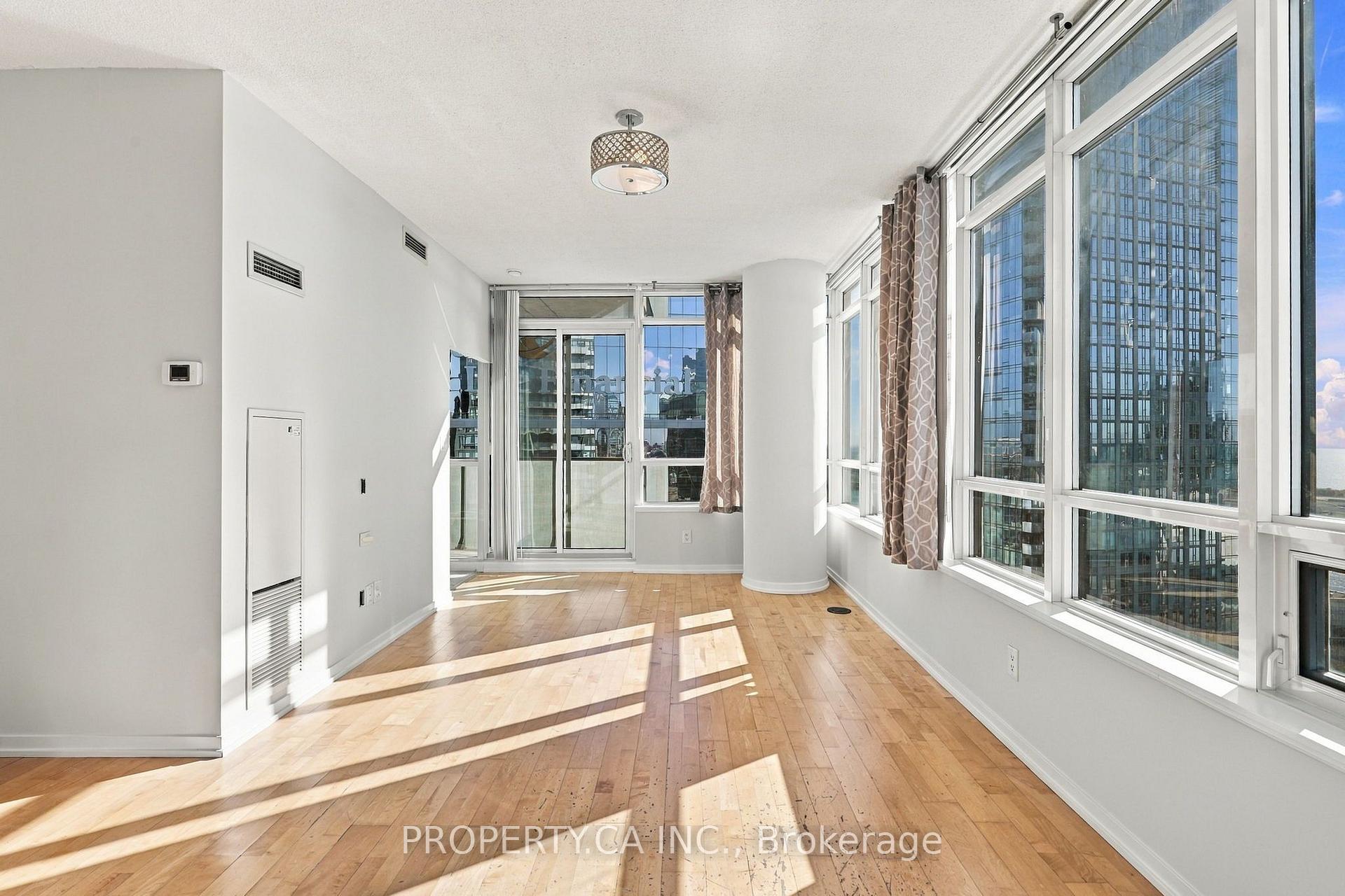 Photo 9 of Unit 4310, 55 Bremner Boulevard, Toronto, Waterfront Communities — HOMEH