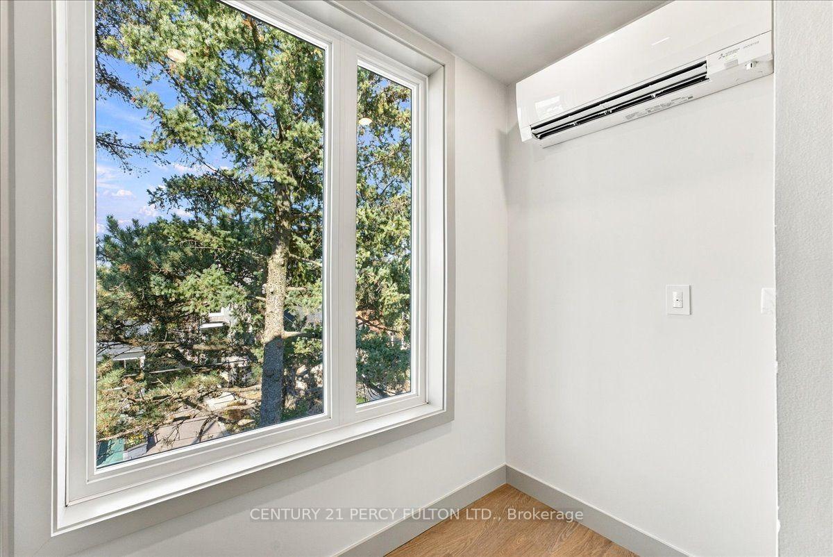 Photo 6 of 113 Hatherley Road, Toronto, Caledonia-Fairbank — HOMEH