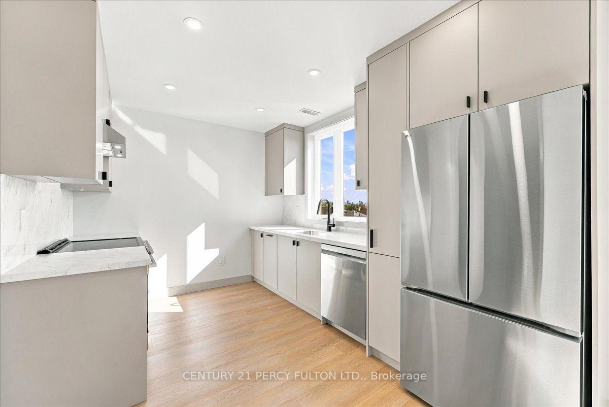 Photo 10 of 113 Hatherley Road, Toronto, Caledonia-Fairbank — HOMEH