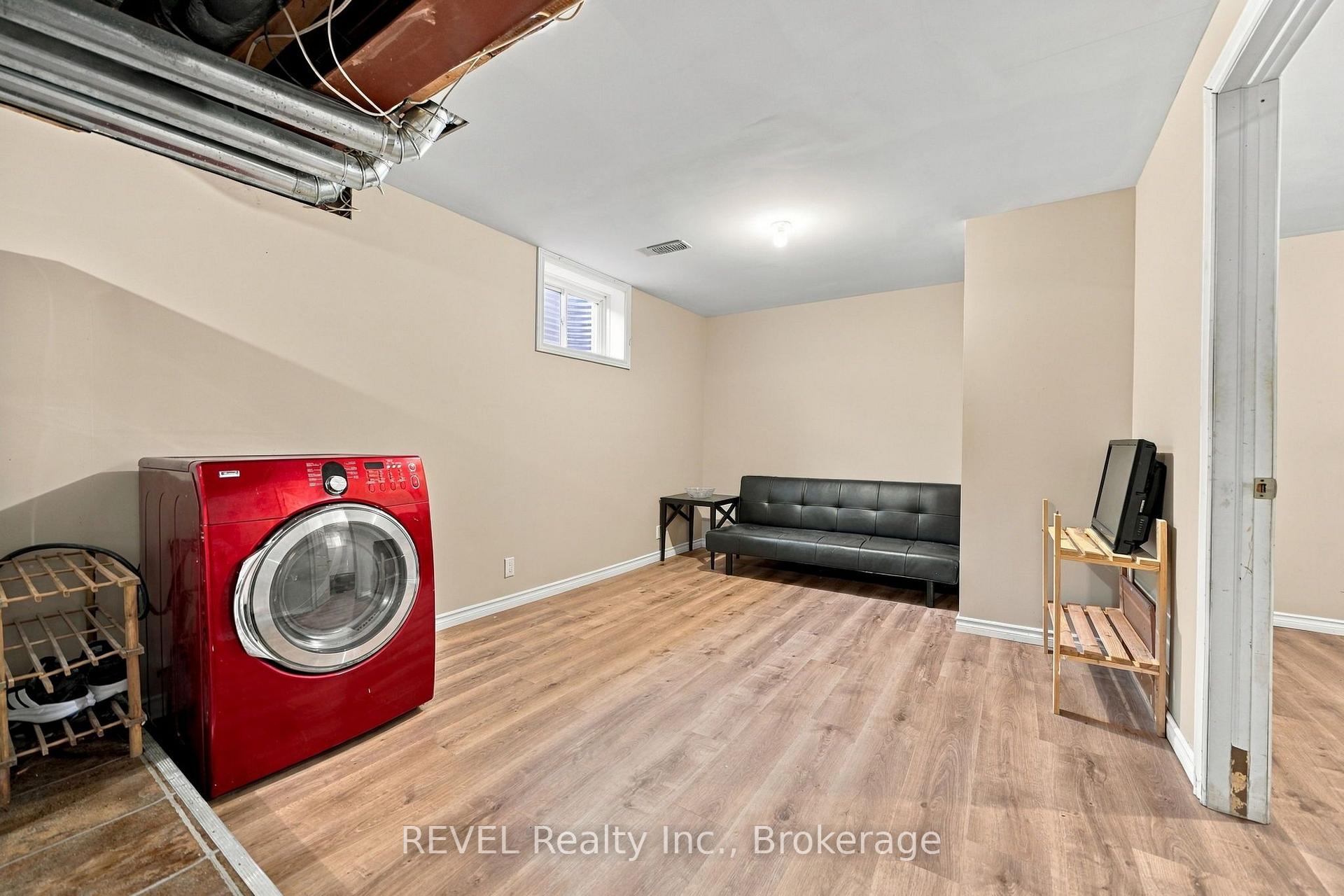 Photo 34 of 8501 Kelsey Crescent, Niagara Falls, Forestview — HOMEH