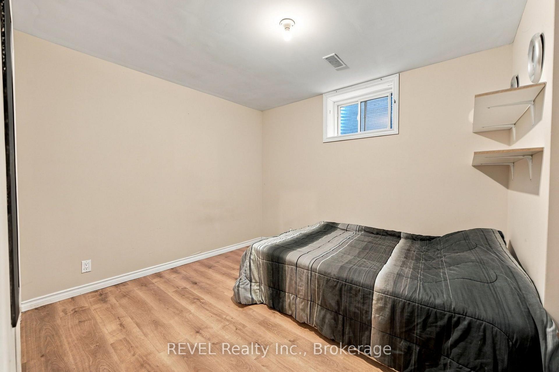 Photo 36 of 8501 Kelsey Crescent, Niagara Falls, Forestview — HOMEH