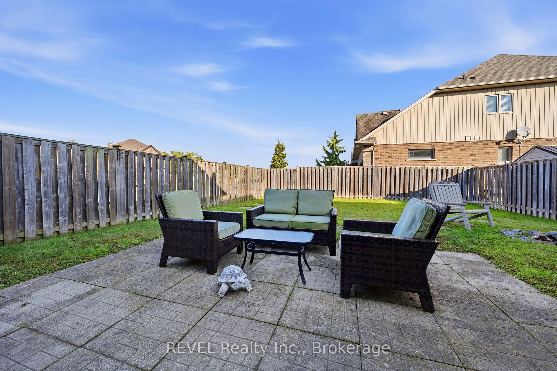 Photo 40 of 8501 Kelsey Crescent, Niagara Falls, Forestview — HOMEH