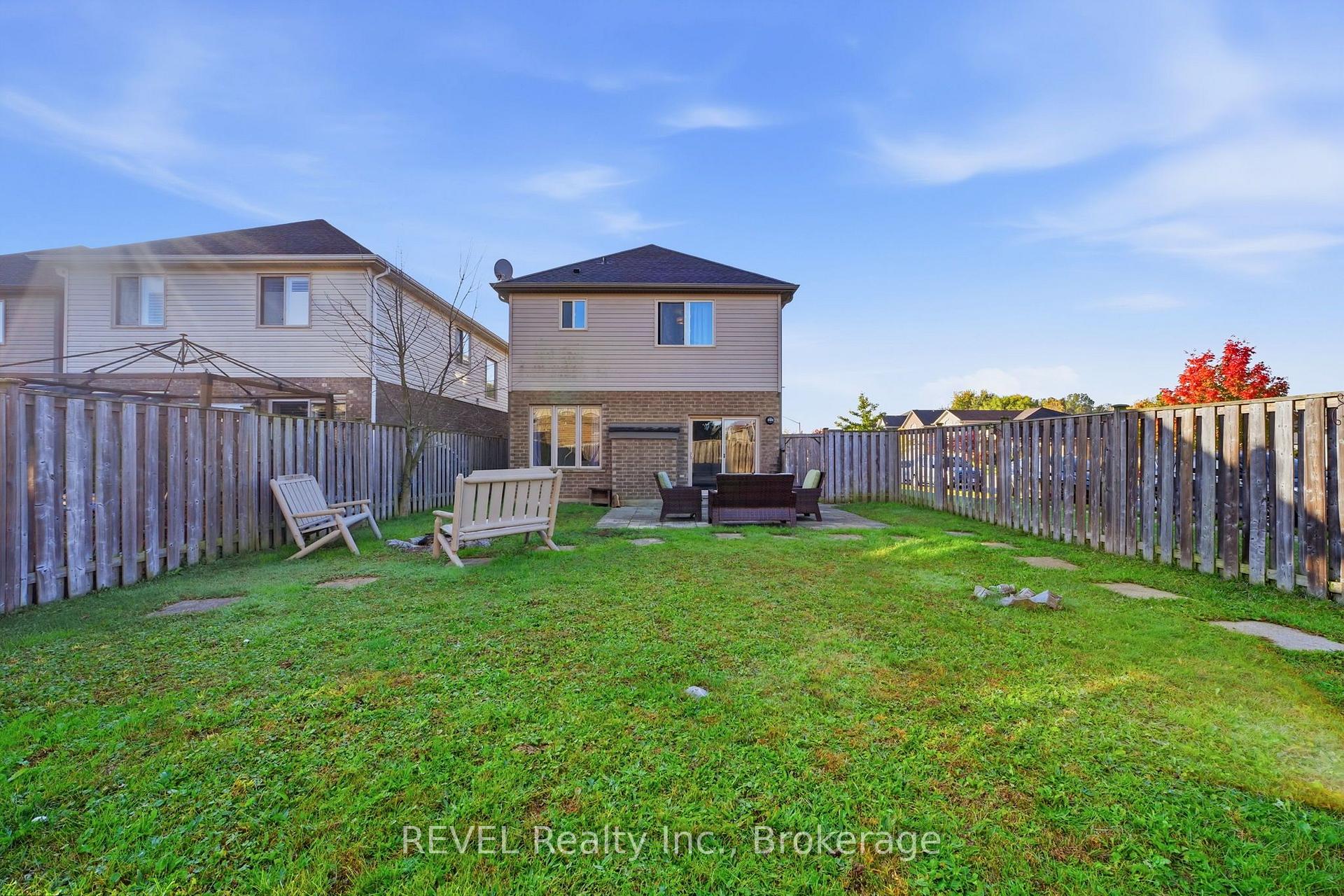 Photo 44 of 8501 Kelsey Crescent, Niagara Falls, Forestview — HOMEH