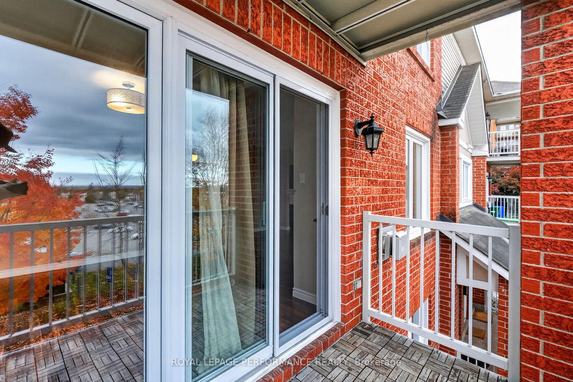 Photo 16 of 1602 Locksley Lane, Ottawa, Beaconwood — HOMEH