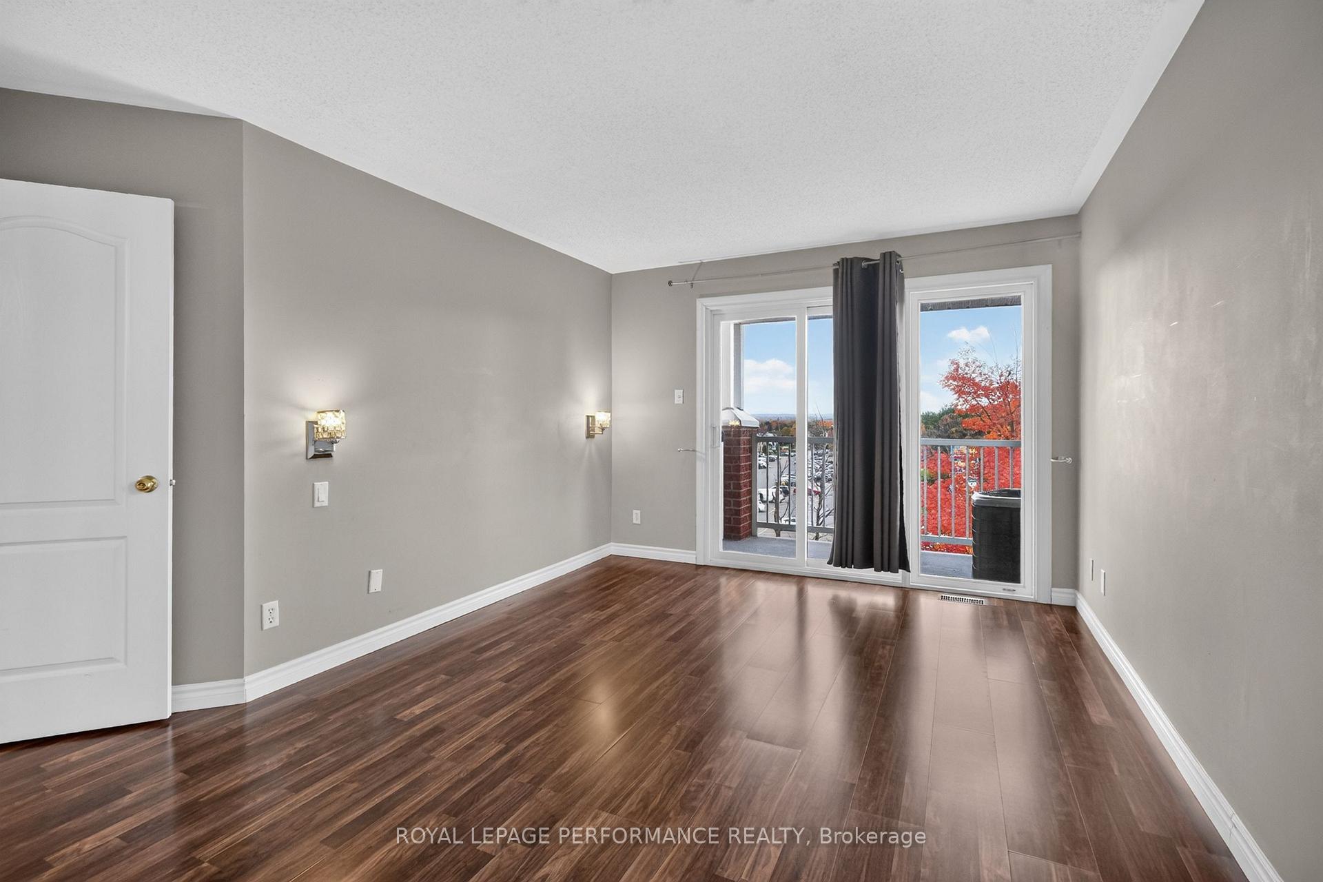 Photo 37 of 1602 Locksley Lane, Ottawa, Beaconwood — HOMEH