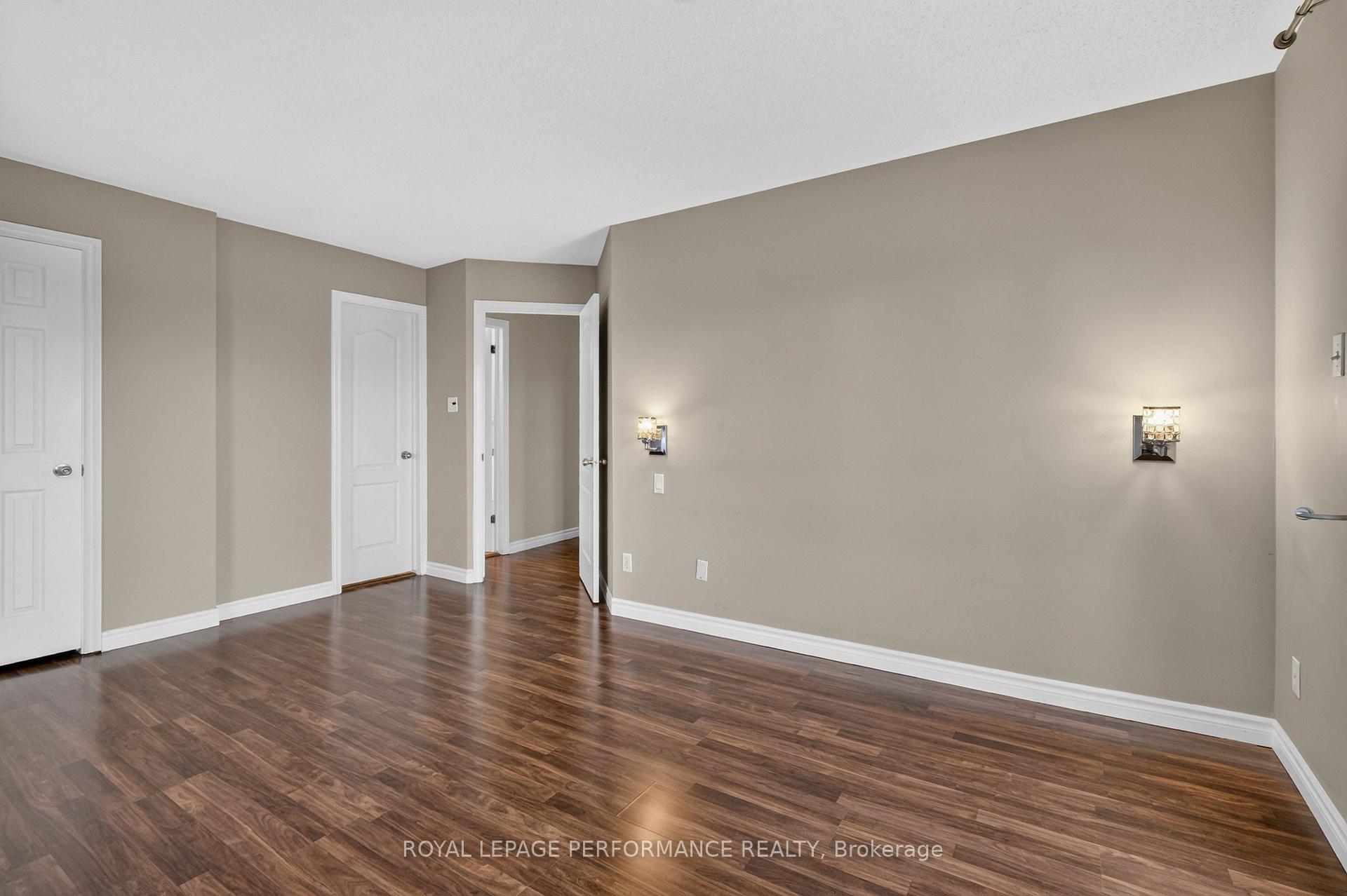 Photo 38 of 1602 Locksley Lane, Ottawa, Beaconwood — HOMEH