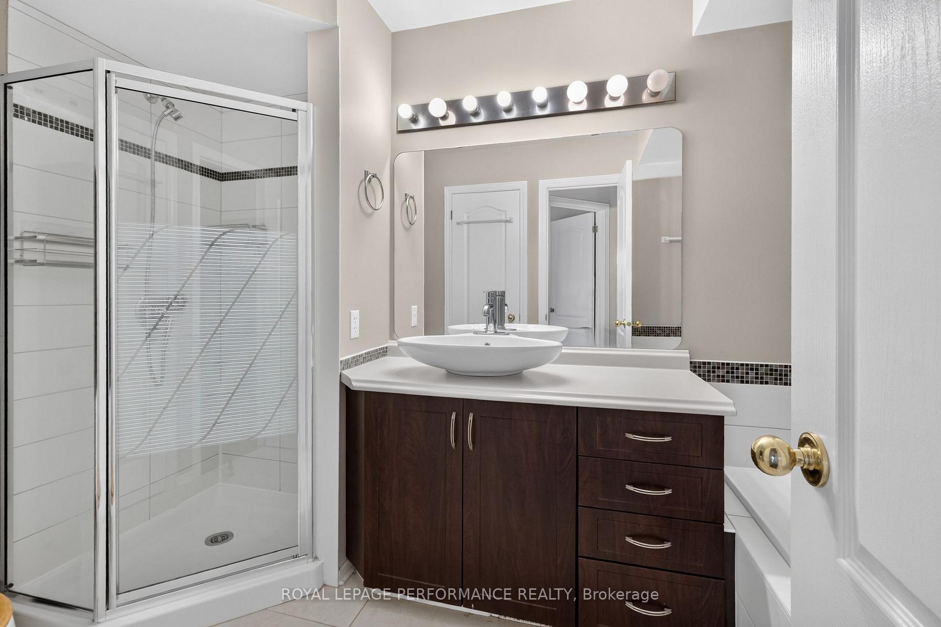 Photo 41 of 1602 Locksley Lane, Ottawa, Beaconwood — HOMEH