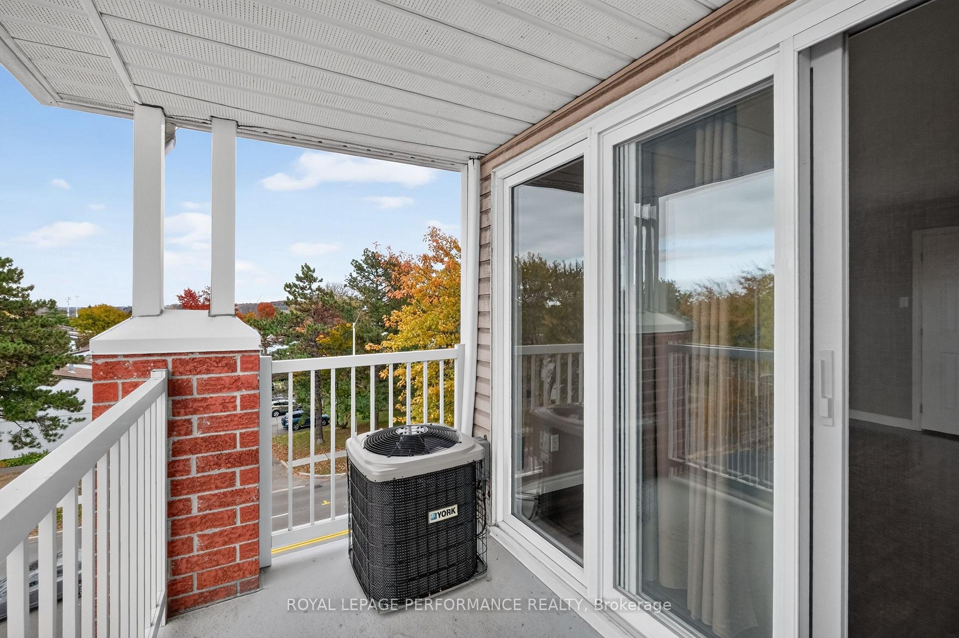Photo 47 of 1602 Locksley Lane, Ottawa, Beaconwood — HOMEH
