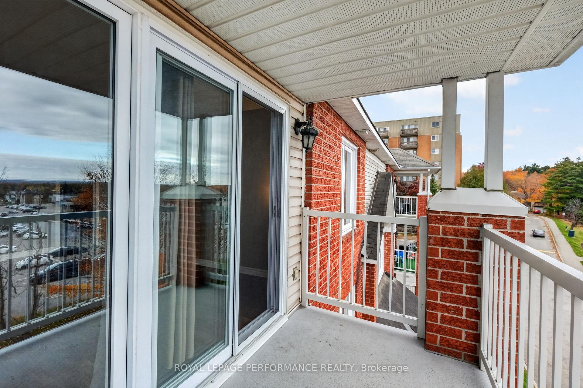Photo 48 of 1602 Locksley Lane, Ottawa, Beaconwood — HOMEH