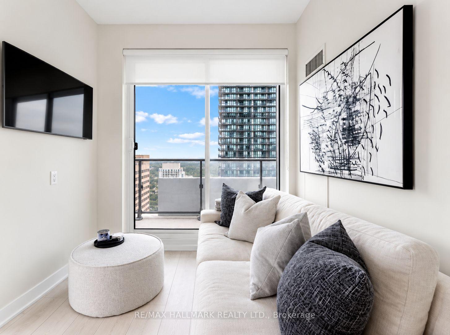 Photo 10 of Unit 4009, 2221 Yonge Street, Toronto, Mount Pleasant West — HOMEH