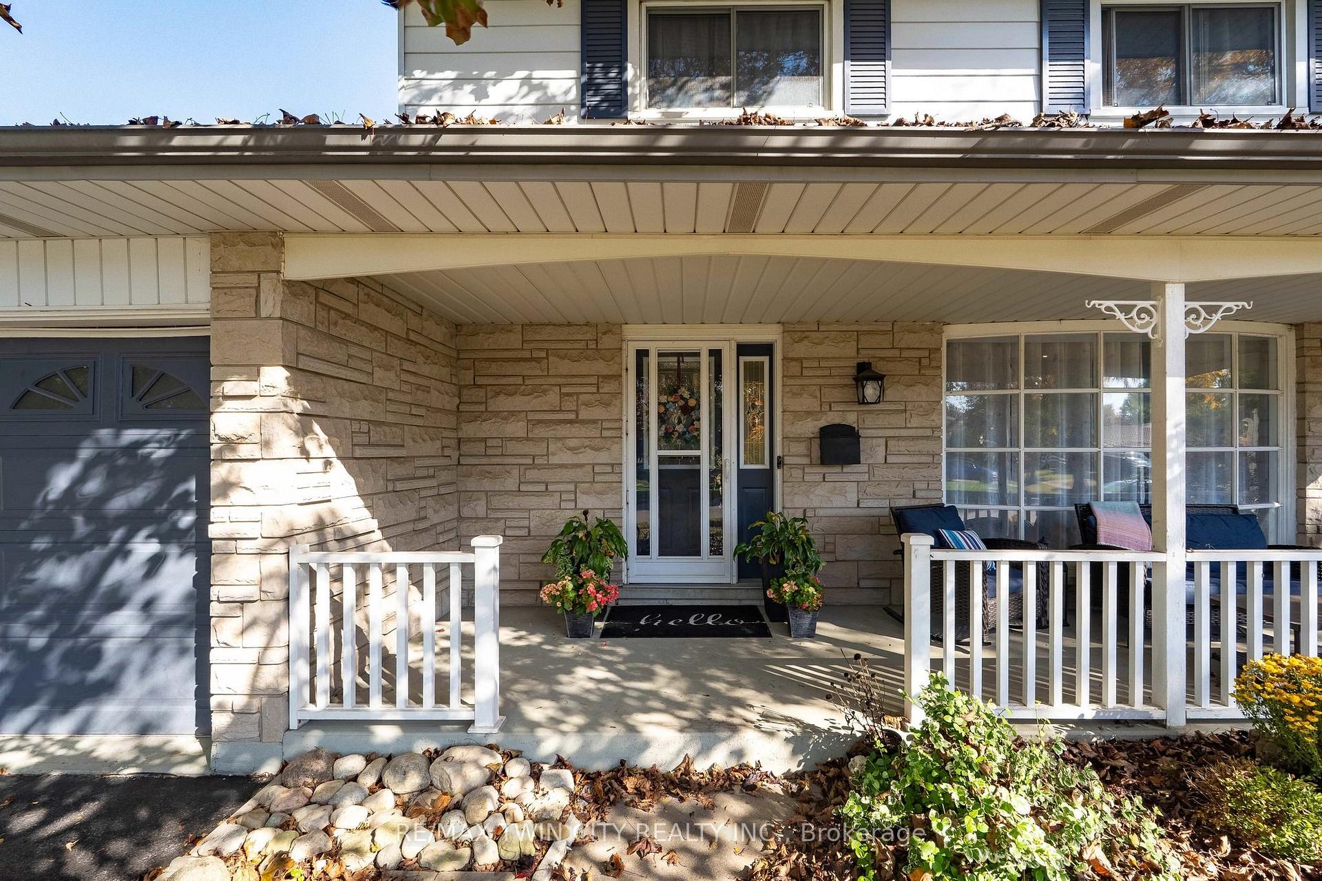Photo 6 of 47 Eastwood Drive, Kitchener, Stanley Park — HOMEH