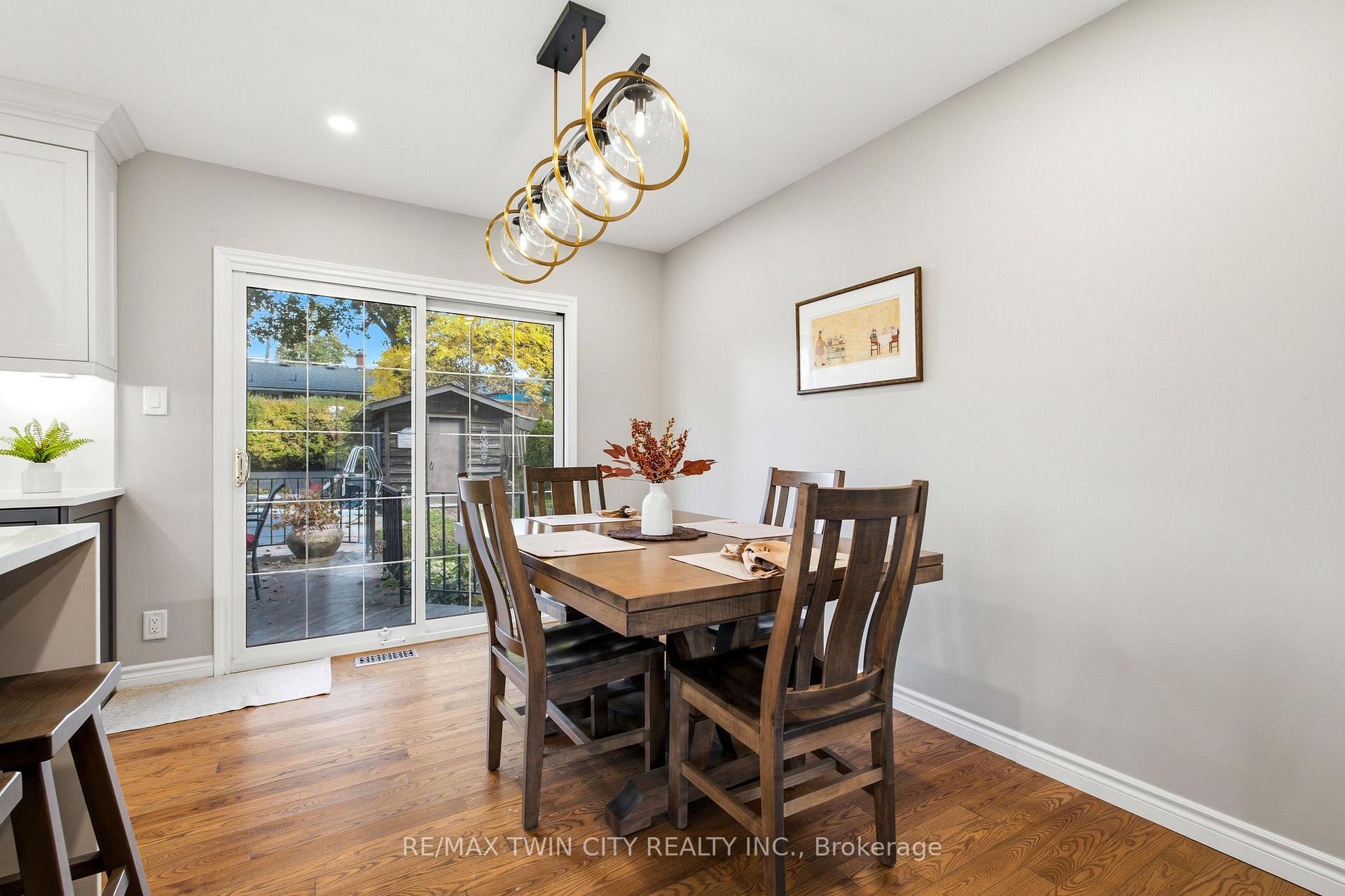 Photo 14 of 47 Eastwood Drive, Kitchener, Stanley Park — HOMEH