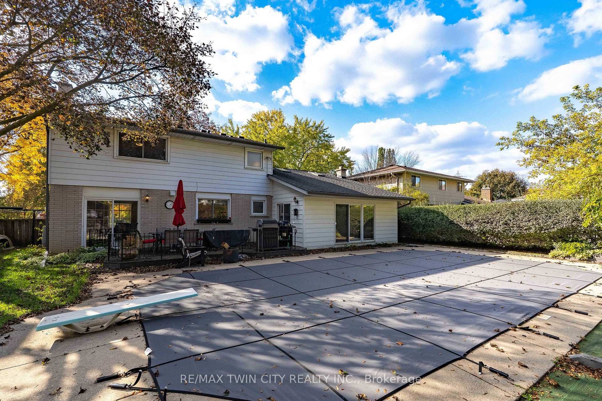 Photo 34 of 47 Eastwood Drive, Kitchener, Stanley Park — HOMEH
