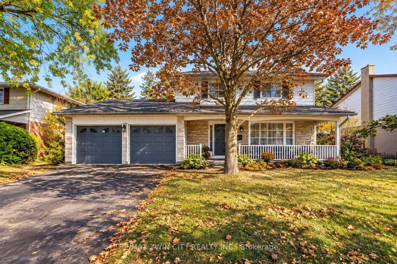 Photo 1 of 47 Eastwood Drive, Kitchener, Stanley Park — HOMEH
