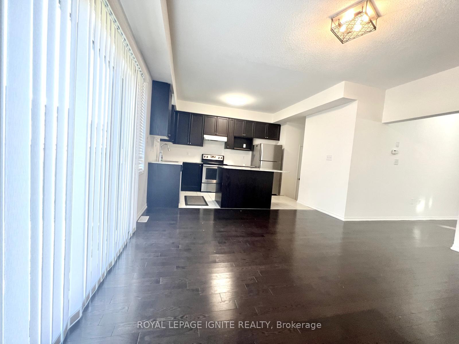 Photo 9 of 33 Ainsbury Avenue, Ajax, Central East — HOMEH