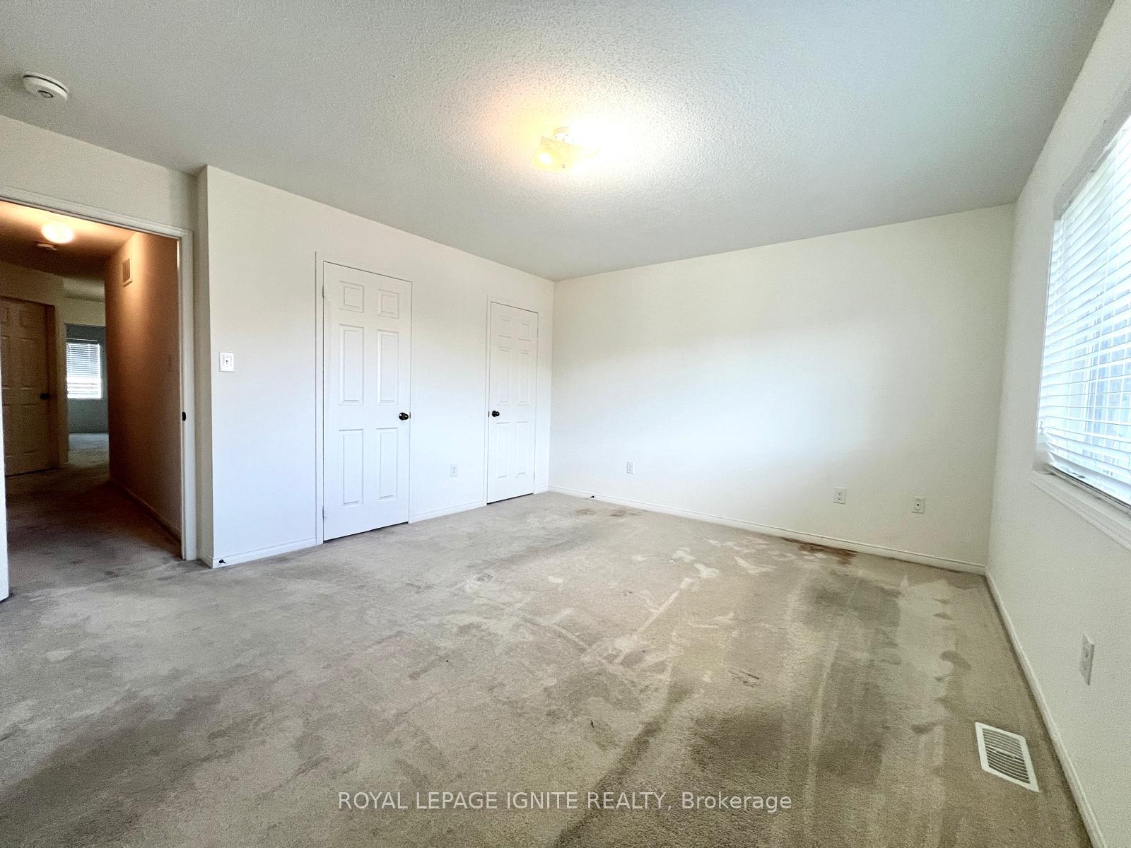 Photo 28 of 33 Ainsbury Avenue, Ajax, Central East — HOMEH