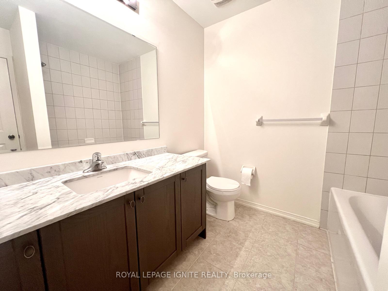 Photo 31 of 33 Ainsbury Avenue, Ajax, Central East — HOMEH