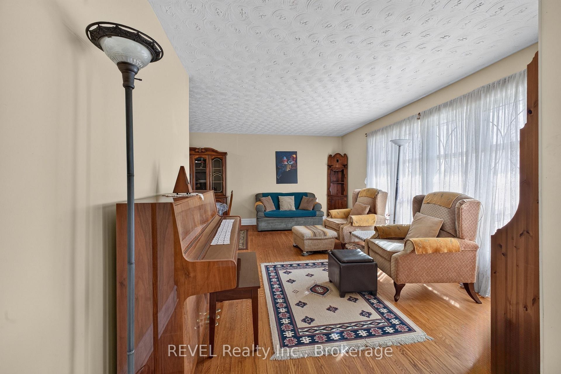 Photo 6 of 482 Walden Boulevard E, Fort Erie, Lakeshore — HOMEH