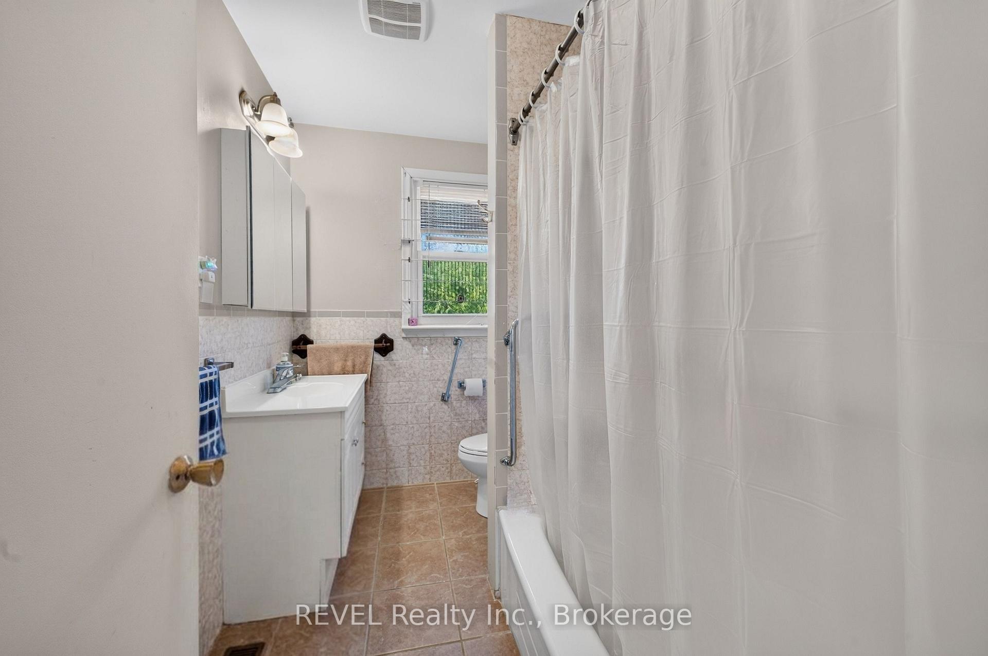 Photo 12 of 482 Walden Boulevard E, Fort Erie, Lakeshore — HOMEH