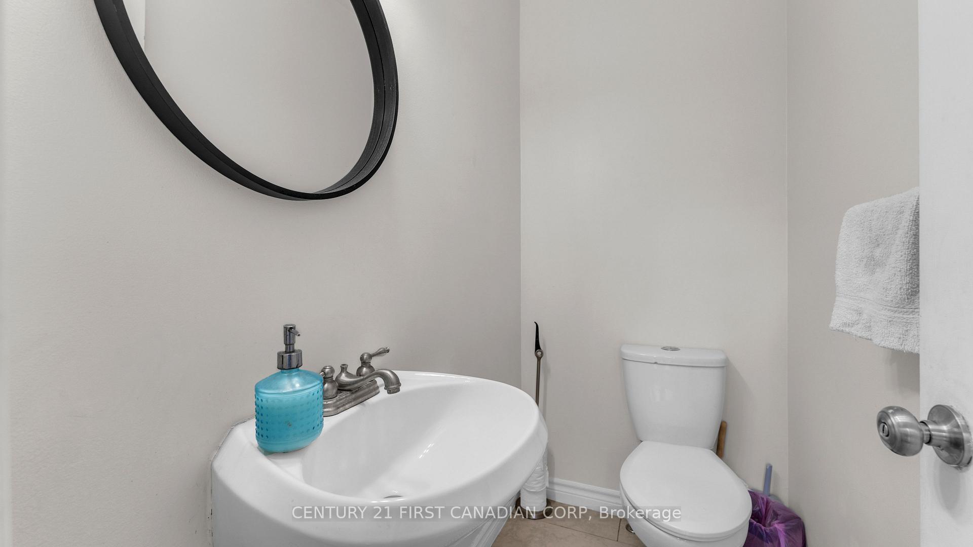 Photo 10 of 11 Chiddington Gate, London, South R — HOMEH