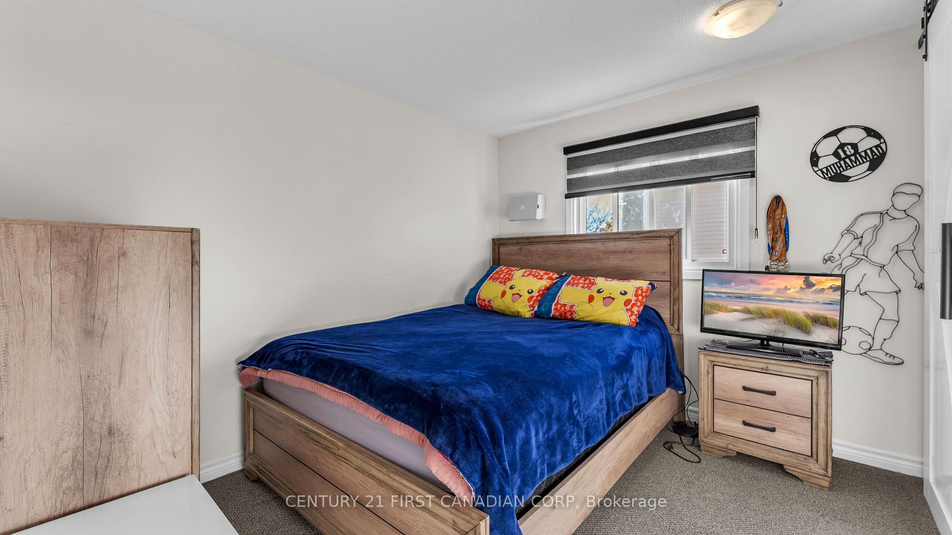 Photo 13 of 11 Chiddington Gate, London, South R — HOMEH