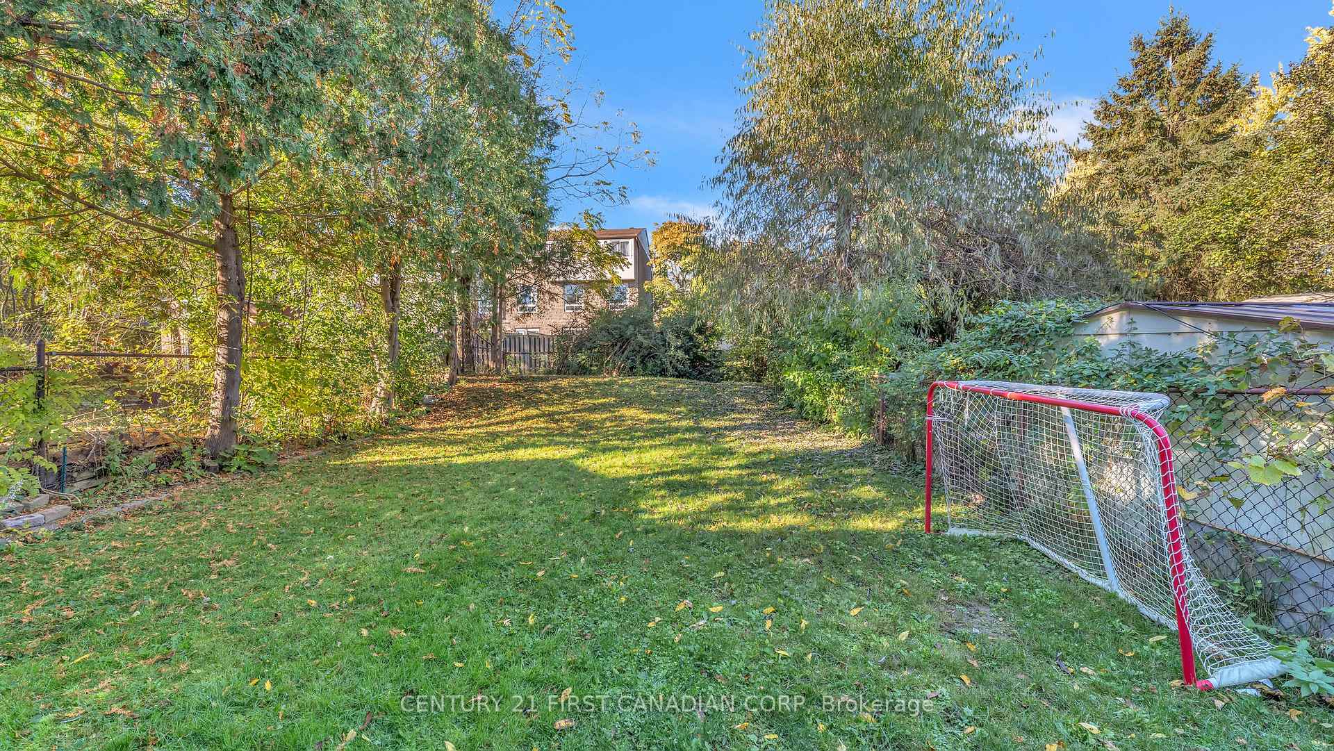 Photo 24 of 11 Chiddington Gate, London, South R — HOMEH