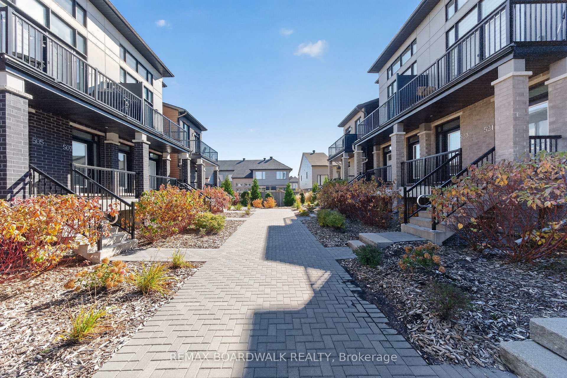 Photo 6 of Unit 58, 531 Crescendo Private, Ottawa, Riverside South/Gloucester Glen — HOMEH