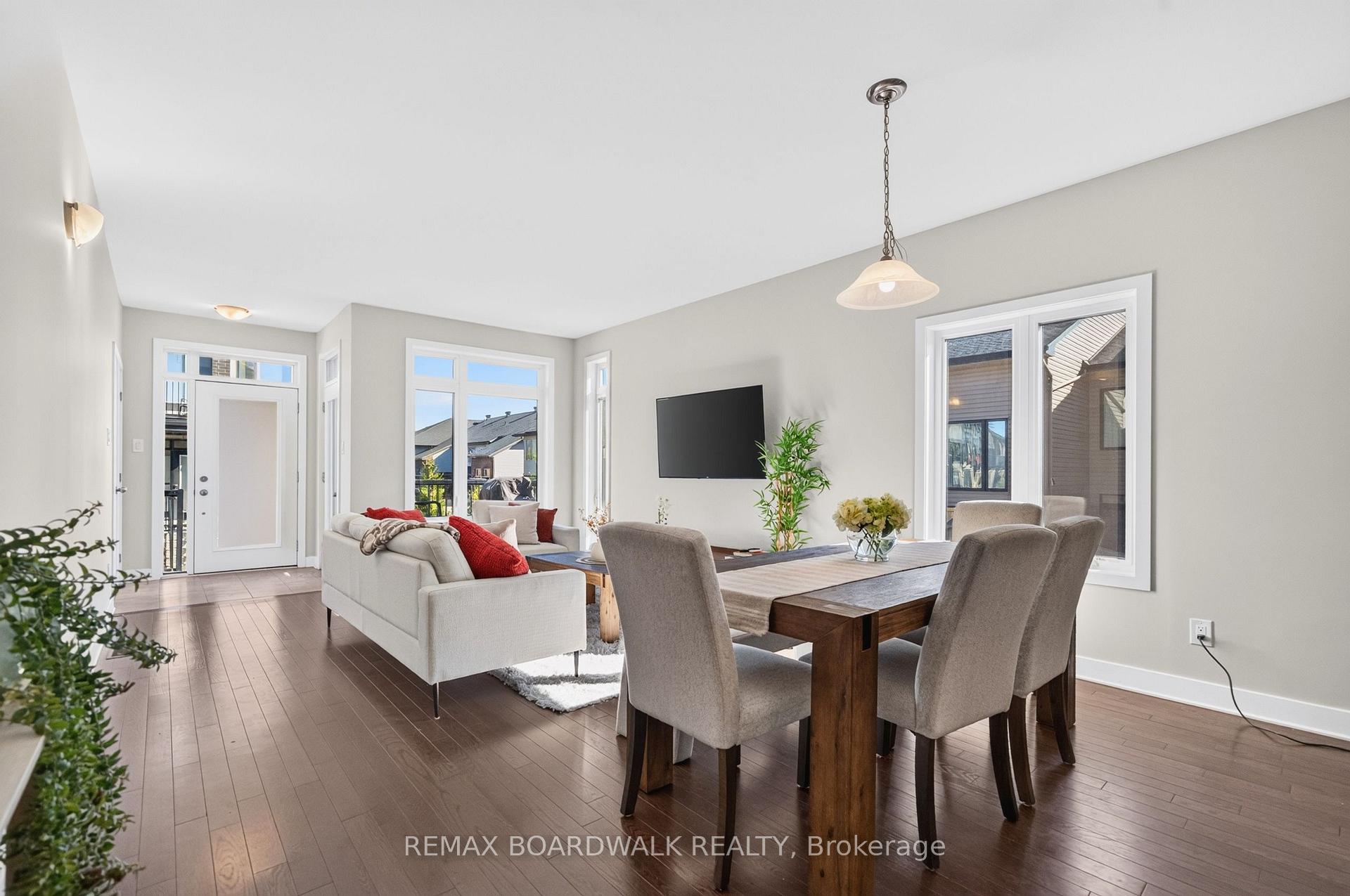 Photo 16 of Unit 58, 531 Crescendo Private, Ottawa, Riverside South/Gloucester Glen — HOMEH