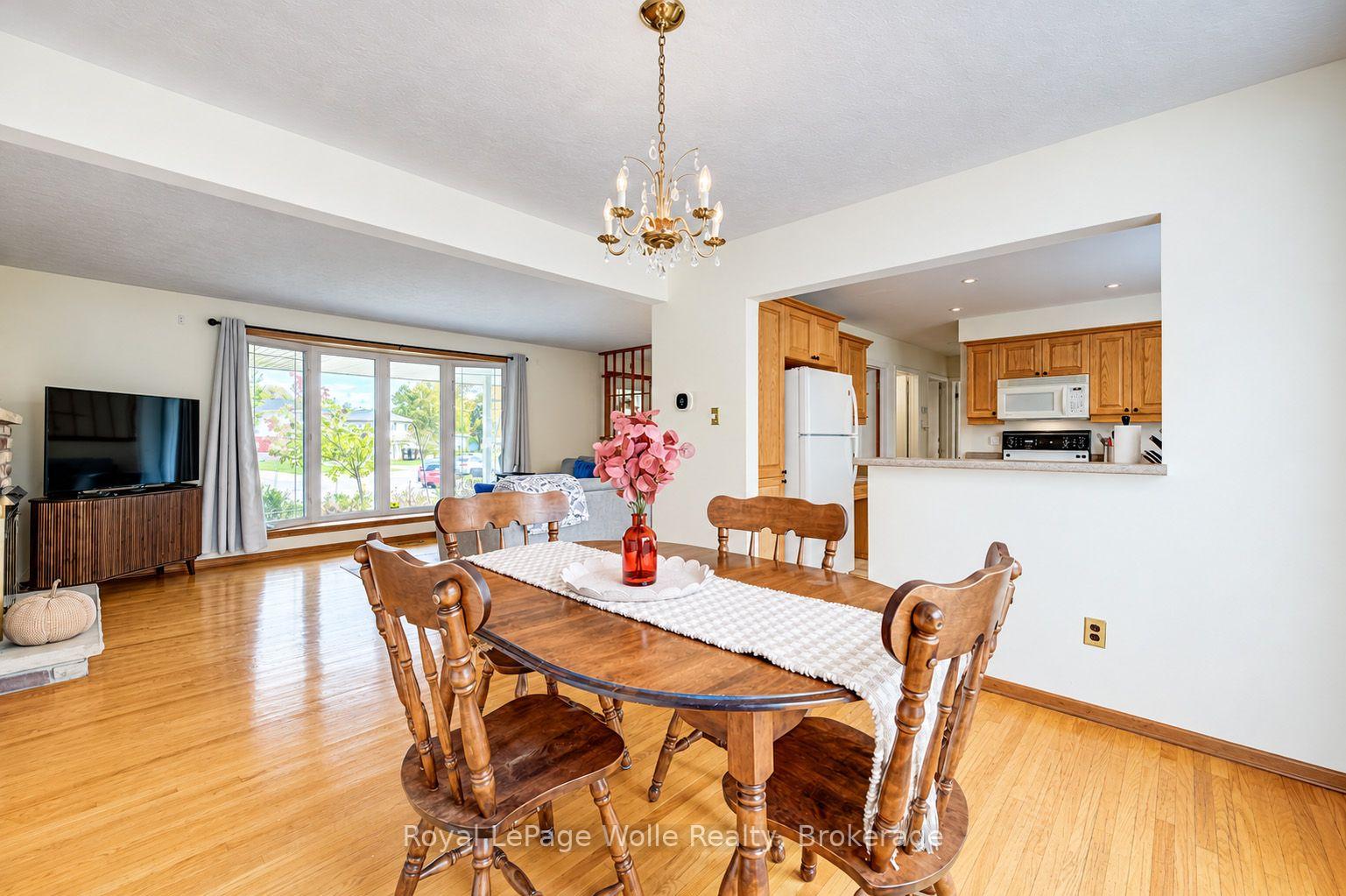 Photo 13 of 105 Dorset Road, Cambridge, Christopher-Champlain — HOMEH