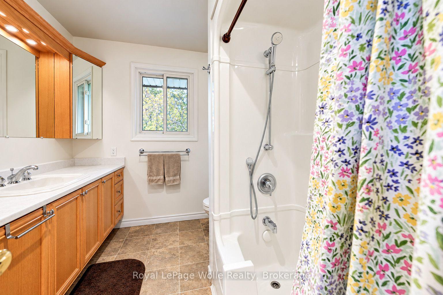 Photo 25 of 105 Dorset Road, Cambridge, Christopher-Champlain — HOMEH