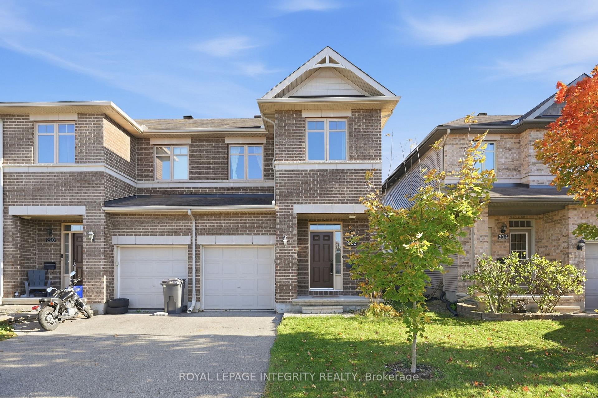 Photo 1 of 222 Maxwell Bridge Road, Ottawa, Kanata - Morgan's Grant/South March — HOMEH