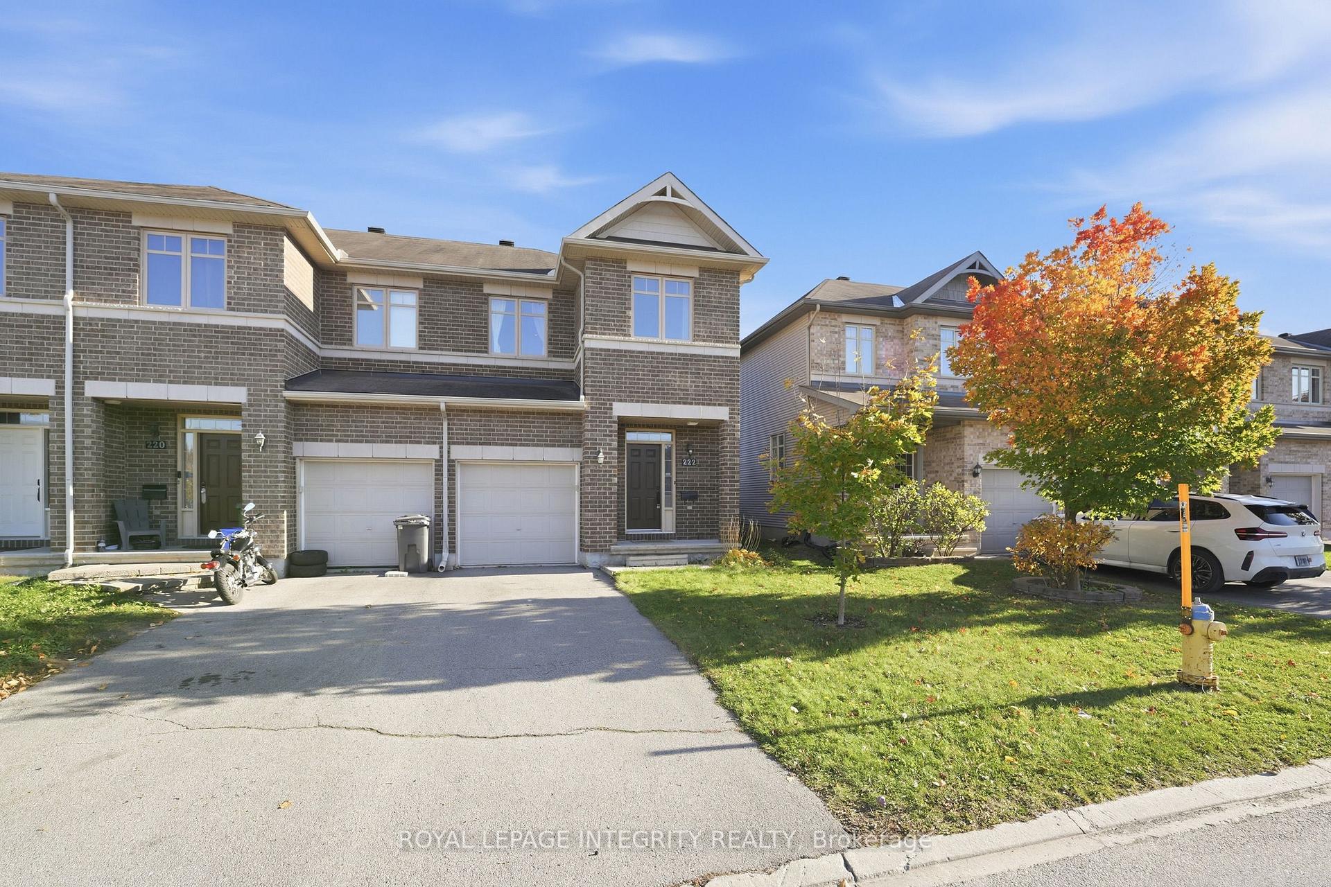 Photo 2 of 222 Maxwell Bridge Road, Ottawa, Kanata - Morgan's Grant/South March — HOMEH