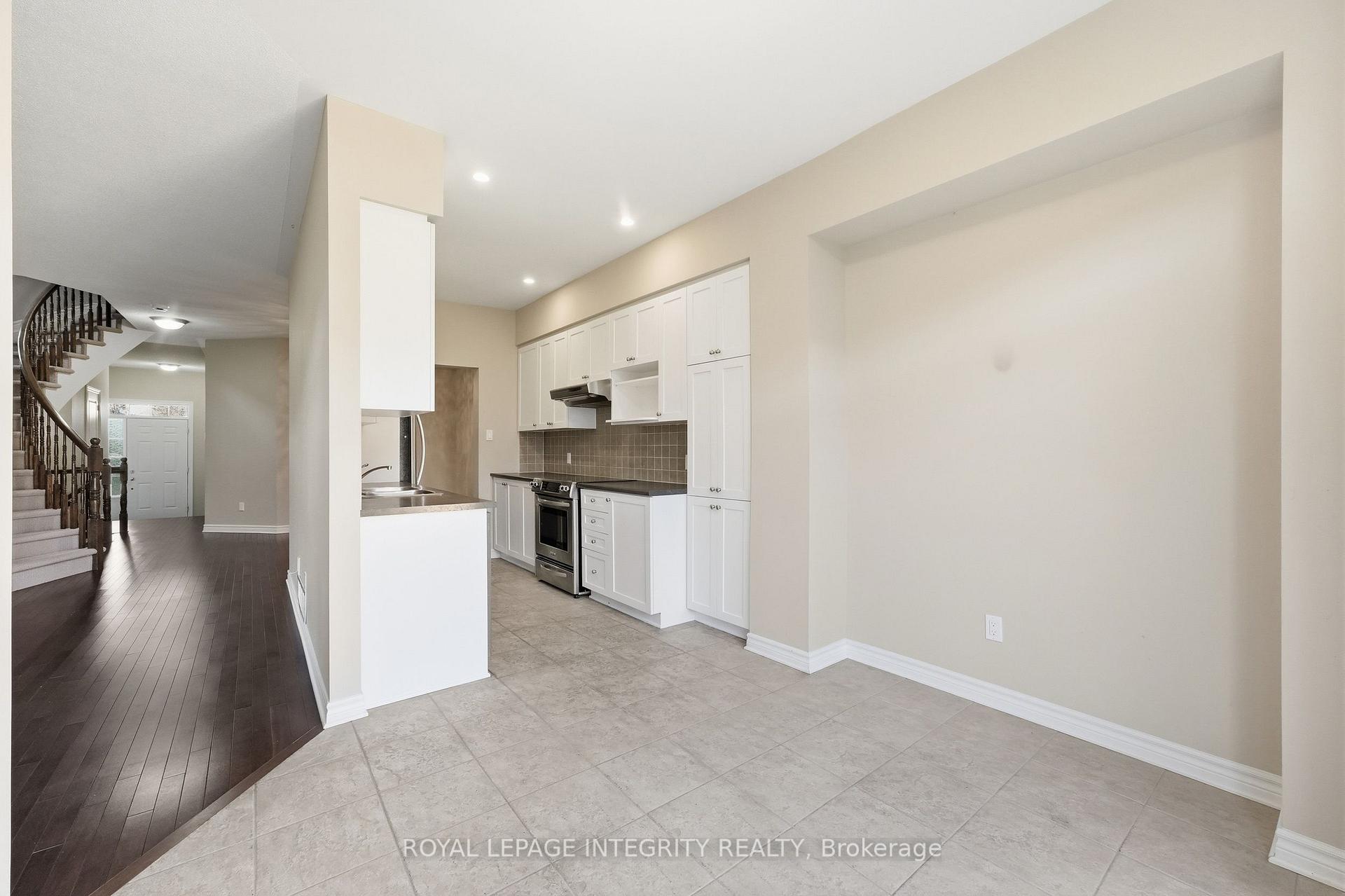 Photo 11 of 222 Maxwell Bridge Road, Ottawa, Kanata - Morgan's Grant/South March — HOMEH
