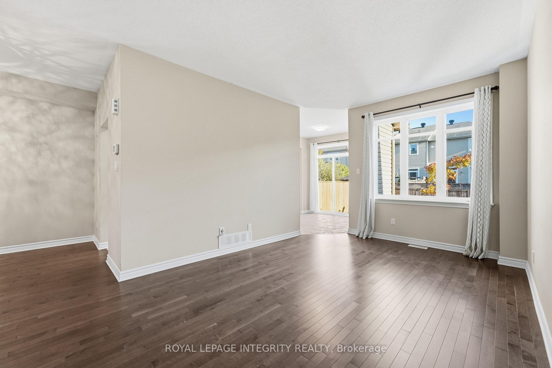 Photo 14 of 222 Maxwell Bridge Road, Ottawa, Kanata - Morgan's Grant/South March — HOMEH