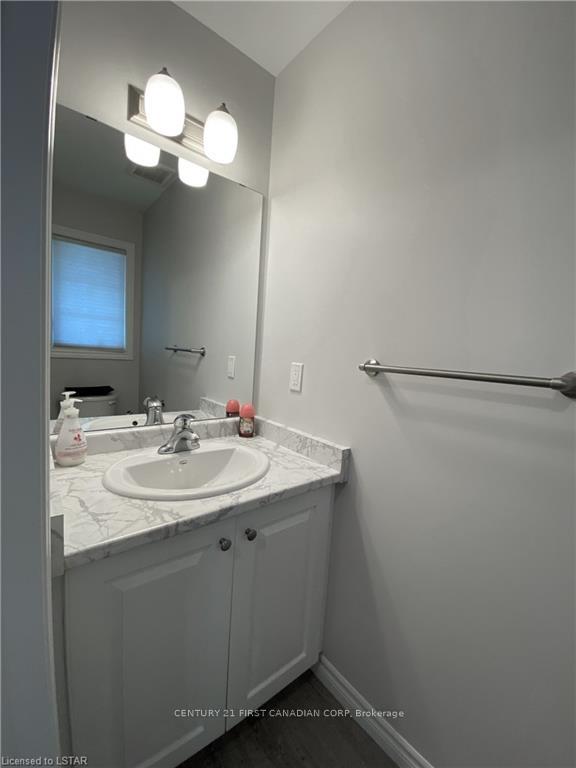 Photo 19 of Unit 90, 3400 Castle Rock Place, London, South W — HOMEH
