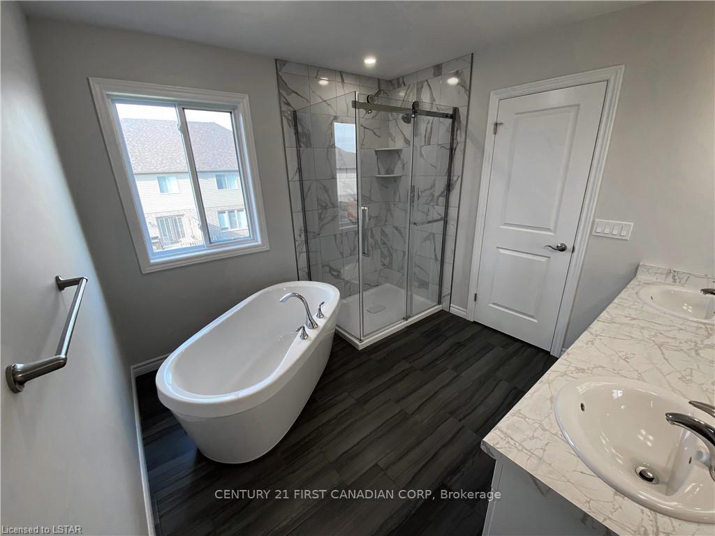 Photo 25 of Unit 90, 3400 Castle Rock Place, London, South W — HOMEH